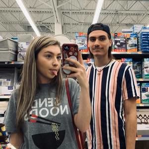 Meet your Posher, Makayla